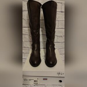 Style & Co. Size 6.5 Women's Brown Boots